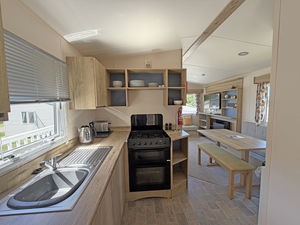 Kitchen- click for photo gallery